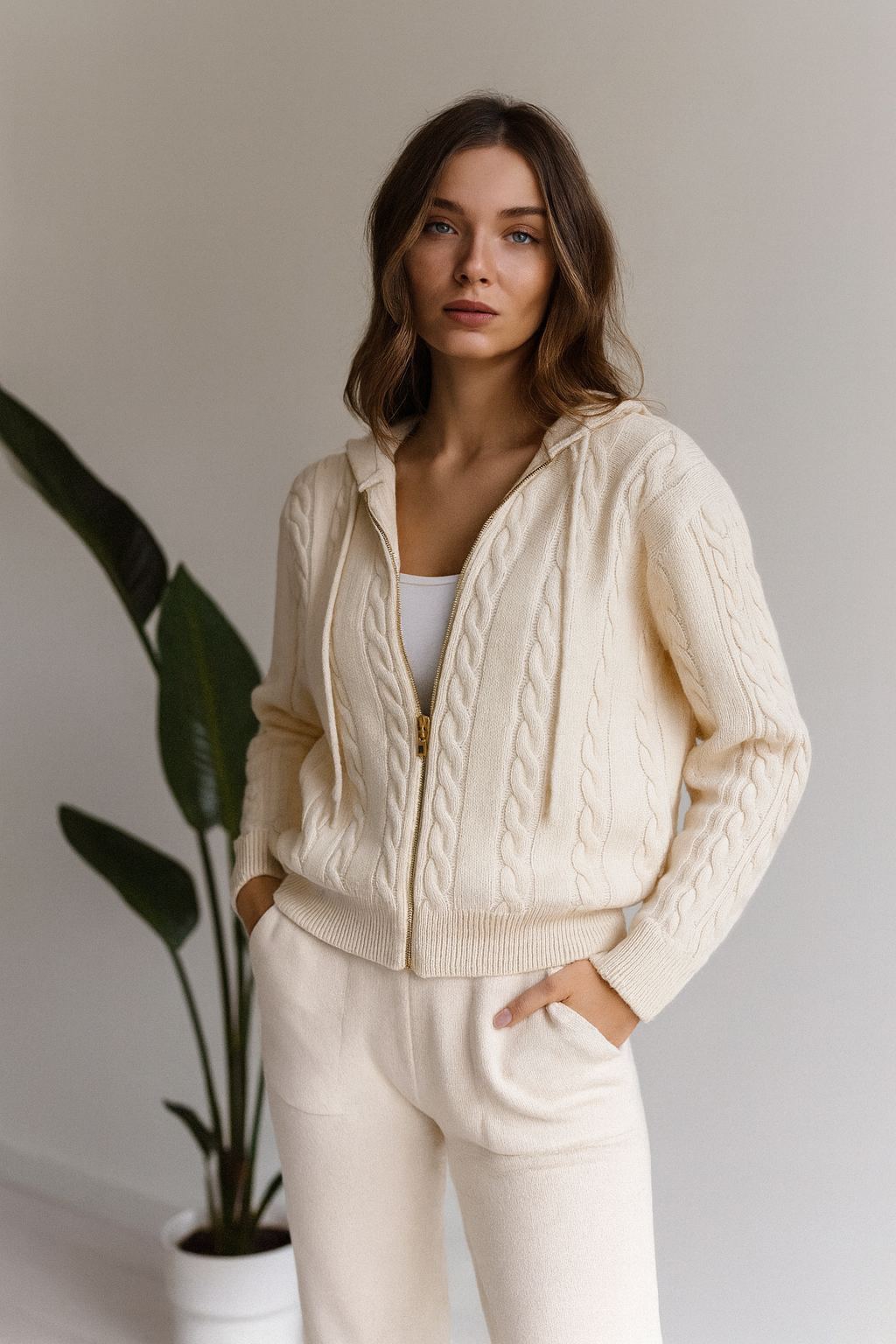 AMBAR Set  Sophistication and Comfort for Fall and Winter