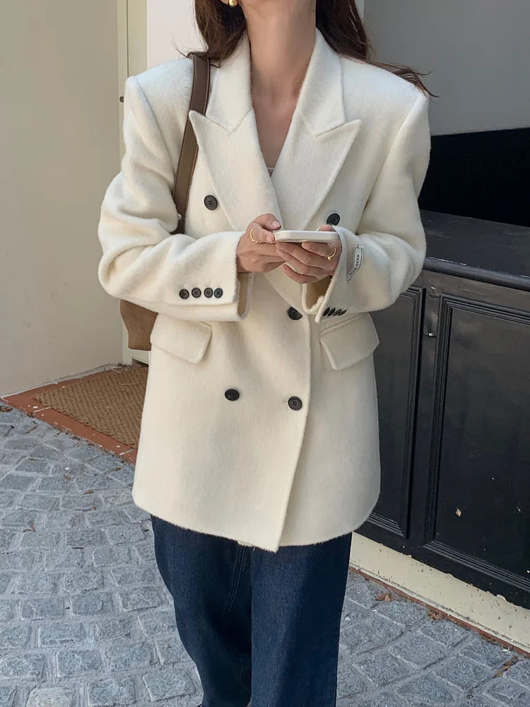 Elisa Women's Wool Blazer - Button, Tailored