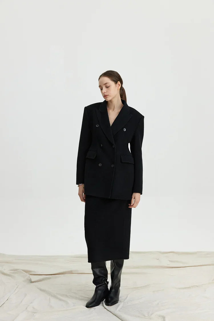 Elisa Women's Wool Blazer - Button, Tailored